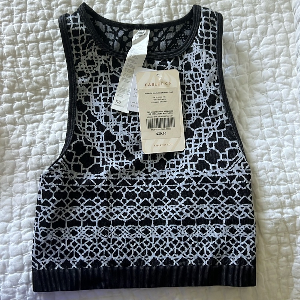 Fabletics cropped tank